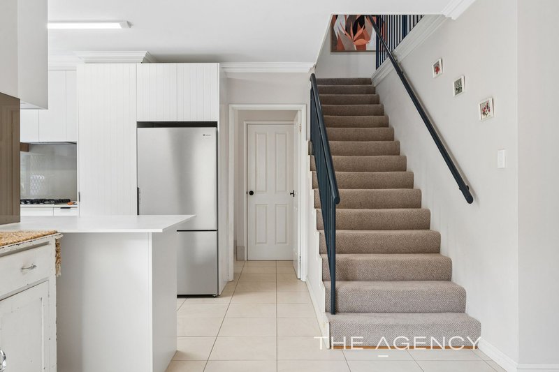 Photo - 2/16 Kinsella Street, Joondanna WA 6060 - Image 13