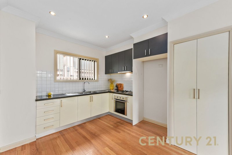 Photo - 2/16 Langton Street, Glenroy VIC 3046 - Image 5