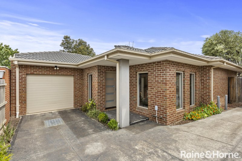 2/16 Logan Court, Sunbury VIC 3429