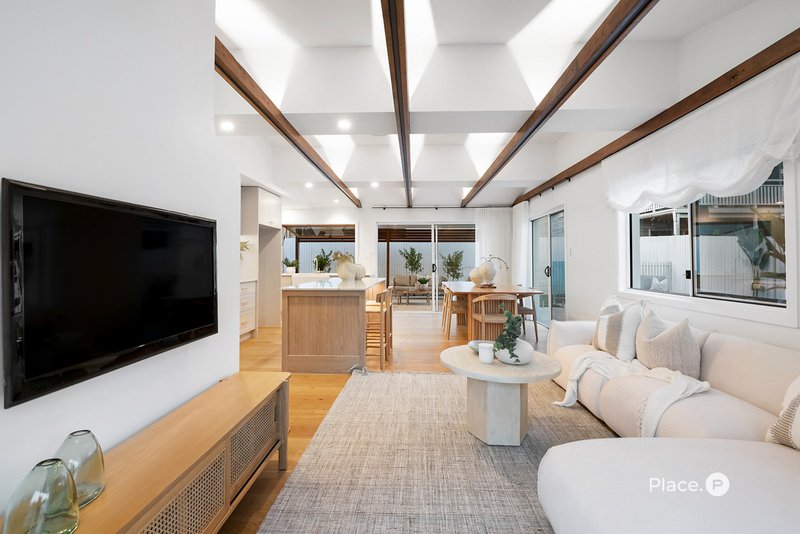 Photo - 216 Long Street East , Graceville QLD 4075 - Image 8