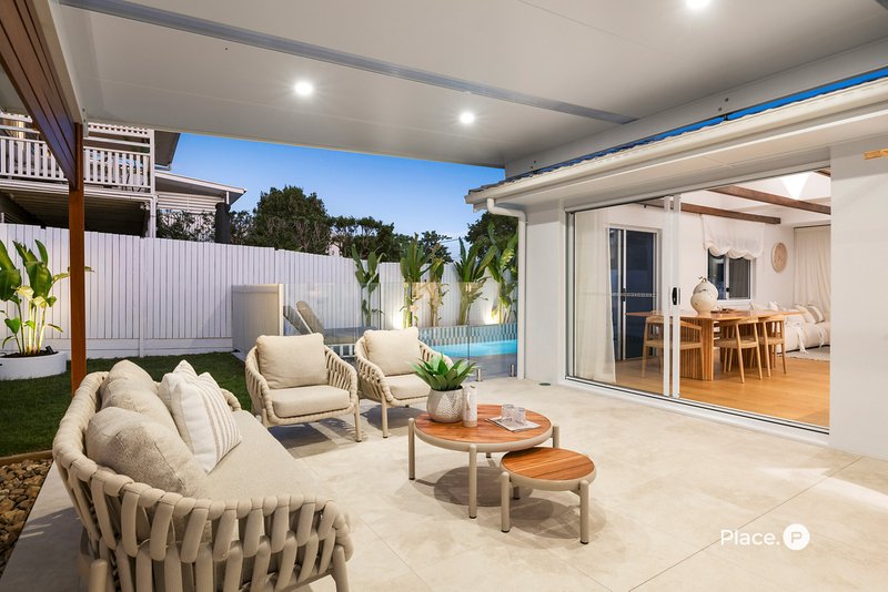 Photo - 216 Long Street East , Graceville QLD 4075 - Image 16