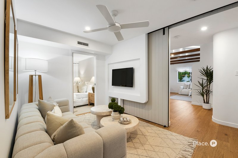 Photo - 216 Long Street East , Graceville QLD 4075 - Image 21