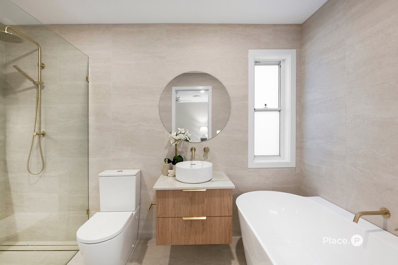 Photo - 216 Long Street East , Graceville QLD 4075 - Image 24