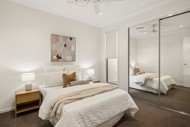 Photo - 2/16 Monmouth Street, Morningside QLD 4170 - Image 15