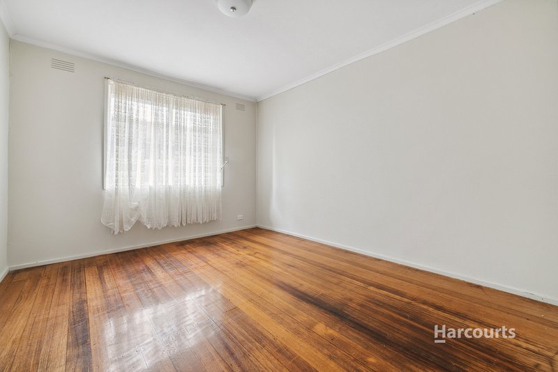 Photo - 2/16 Nockolds Crescent, Noble Park VIC 3174 - Image 5