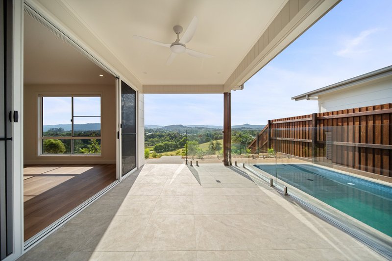 Photo - 2/16 Northview Place, Woombye QLD 4559 - Image 4