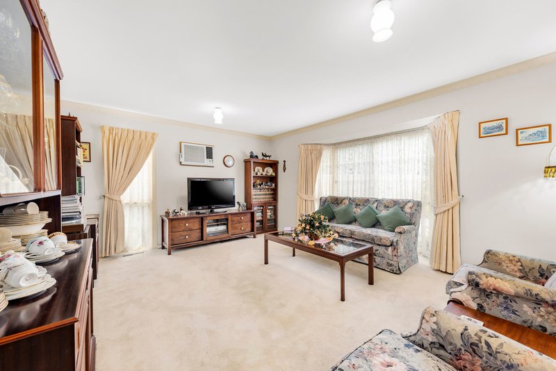 Photo - 2/16 Oliver Street, Ringwood VIC 3134 - Image 3