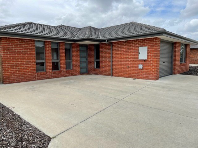 2/16 Paulownia Street, Latrobe TAS 7307