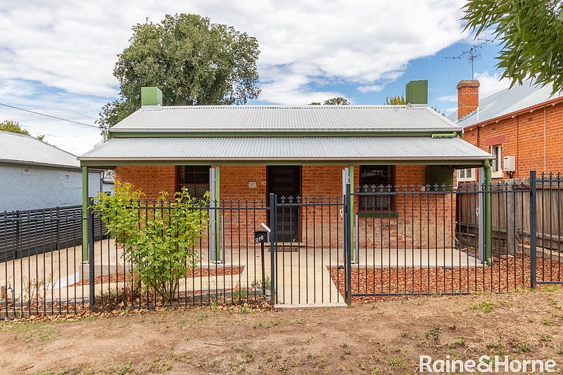 Photo - 216 Peel Street, Bathurst NSW 2795 - Image 3