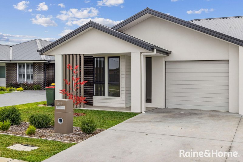 2/16 Roebuck Street, Goulburn NSW 2580