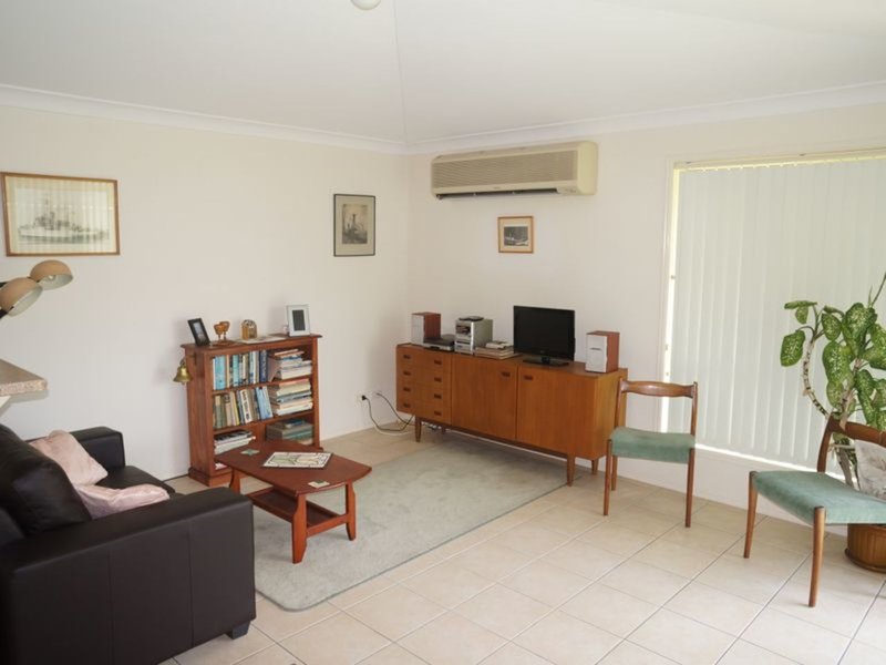 Photo - 2/16 Rosier Place, Old Bar NSW 2430 - Image 5