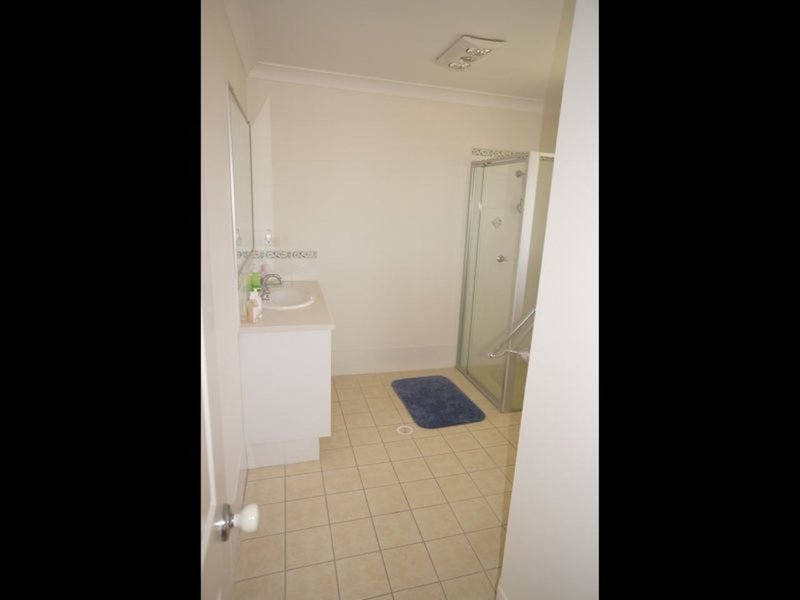 Photo - 2/16 Rosier Place, Old Bar NSW 2430 - Image 9