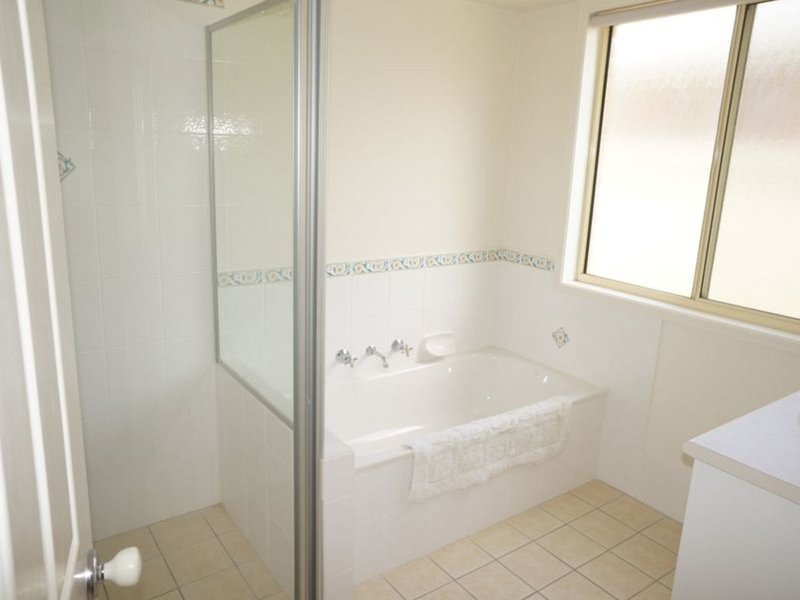 Photo - 2/16 Rosier Place, Old Bar NSW 2430 - Image 12