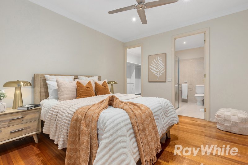 Photo - 2/16 Schulz Street, Bentleigh East VIC 3165 - Image 5