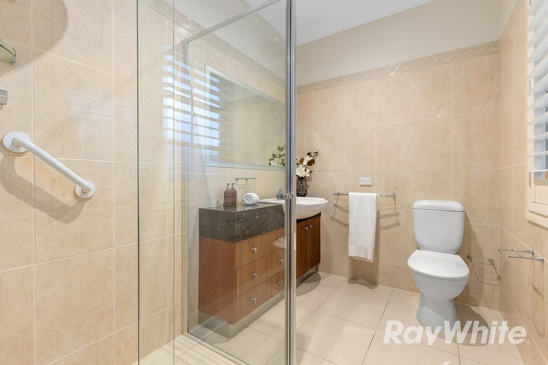 Photo - 2/16 Schulz Street, Bentleigh East VIC 3165 - Image 6