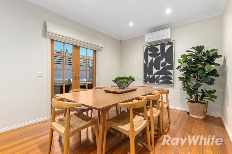Photo - 2/16 Schulz Street, Bentleigh East VIC 3165 - Image 10