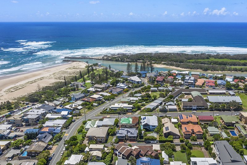 Photo - 2/16 Seaview Street, Kingscliff NSW 2487 - Image 14