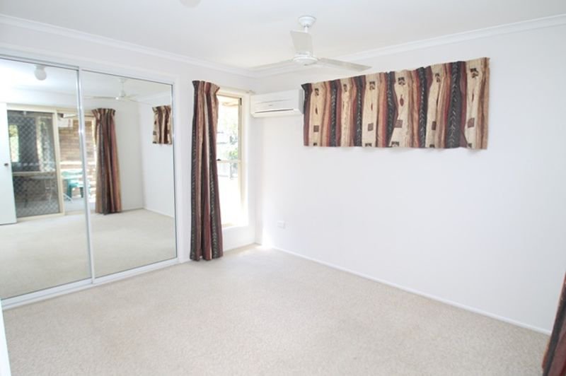 Photo - 2/16 Sharyn Drive, New Auckland QLD 4680 - Image 5