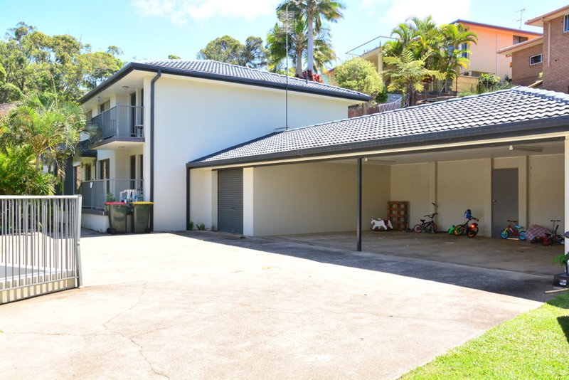 Photo - 2/16 Shellcove Lane, Korora NSW 2450 - Image 5