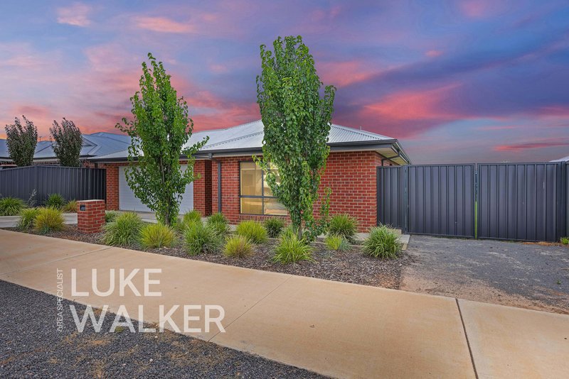 Photo - 216 Sixteenth Street, Mildura VIC 3500 - Image 2