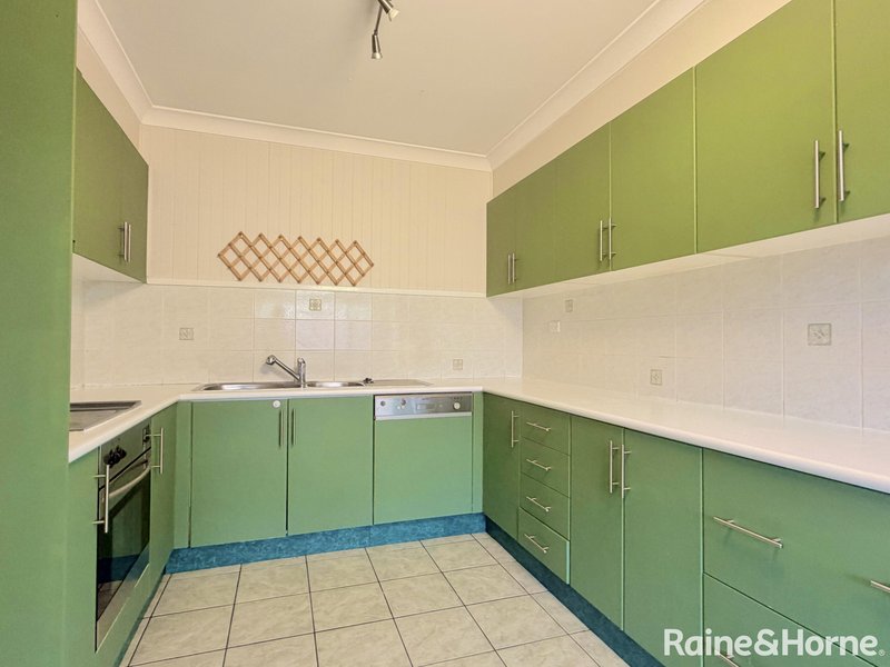 Photo - 2/160 O'Briens Road, Figtree NSW 2525 - Image 1