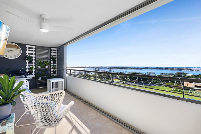 Photo - 216/105 Scarborough Street, Southport QLD 4215 - Image 2