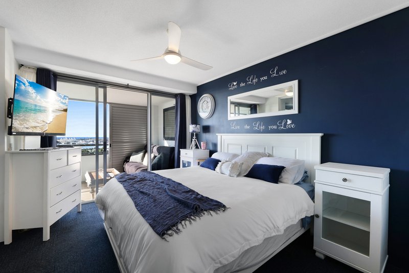 Photo - 216/105 Scarborough Street, Southport QLD 4215 - Image 8