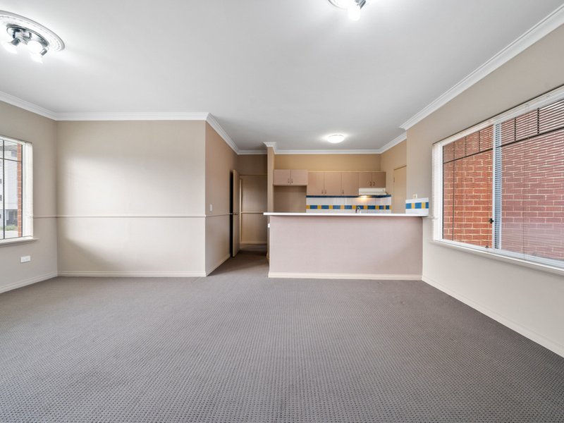 Photo - 21/62 Bronte Street, East Perth WA 6004 - Image 18