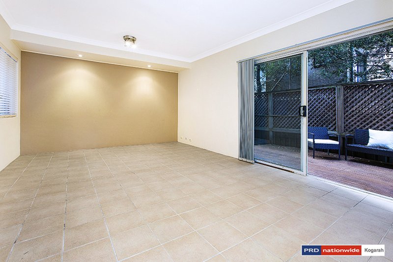 Photo - 2/162 Hurstville Road, Oatley NSW 2223 - Image 3