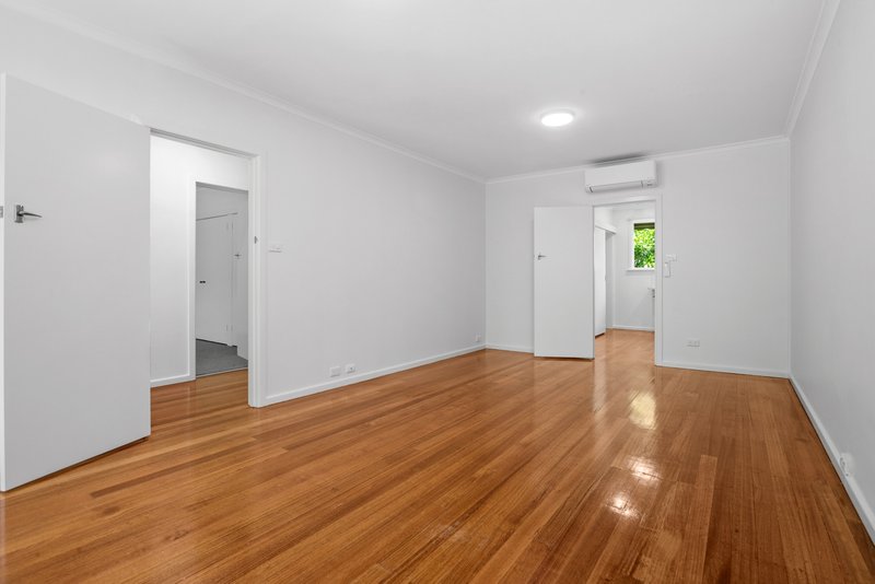 Photo - 2/163 Canterbury Road, Canterbury VIC 3126 - Image 5