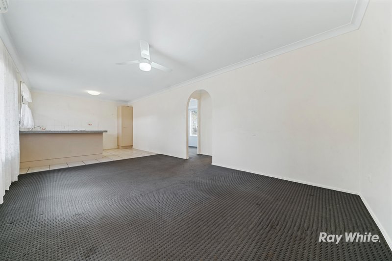 Photo - 2/164 Mount Warren Boulevard, Mount Warren Park QLD 4207 - Image 2