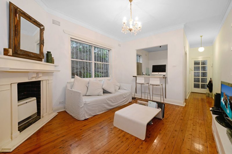 Photo - 2/164 Wellington Street, Bondi Beach NSW 2026 - Image 2