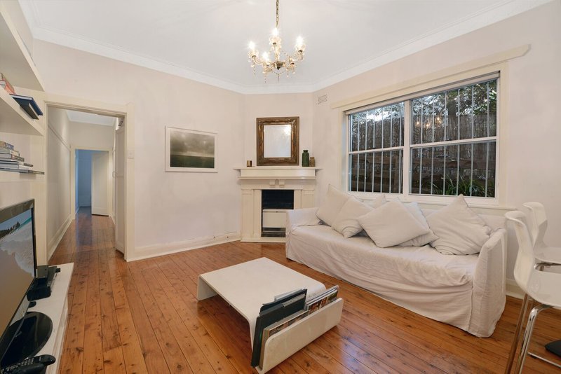 Photo - 2/164 Wellington Street, Bondi Beach NSW 2026 - Image 3