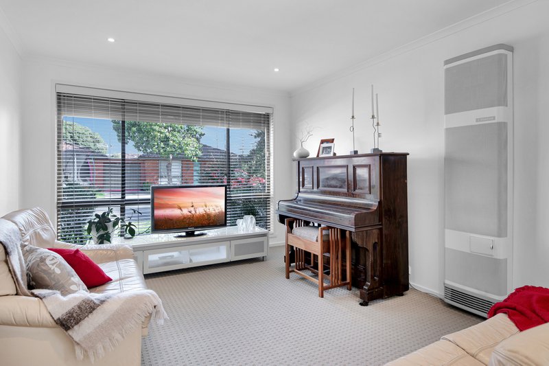 Photo - 2/165-169 Broadhurst Avenue, Reservoir VIC 3073 - Image 5