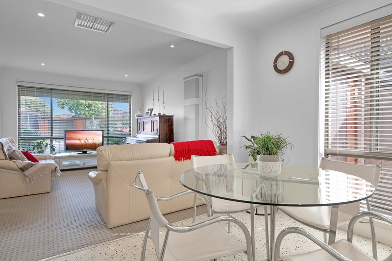 Photo - 2/165-169 Broadhurst Avenue, Reservoir VIC 3073 - Image 7