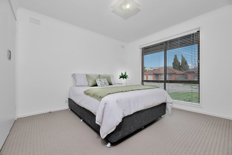 Photo - 2/165-169 Broadhurst Avenue, Reservoir VIC 3073 - Image 10