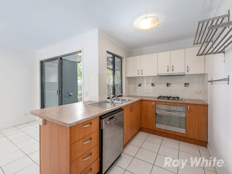 Photo - 2/165 Flower Street, Northgate QLD 4013 - Image 4