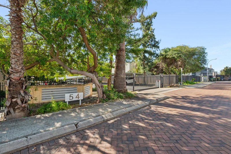 Photo - 216/54 Nannine Place, Rivervale WA 6103 - Image 12