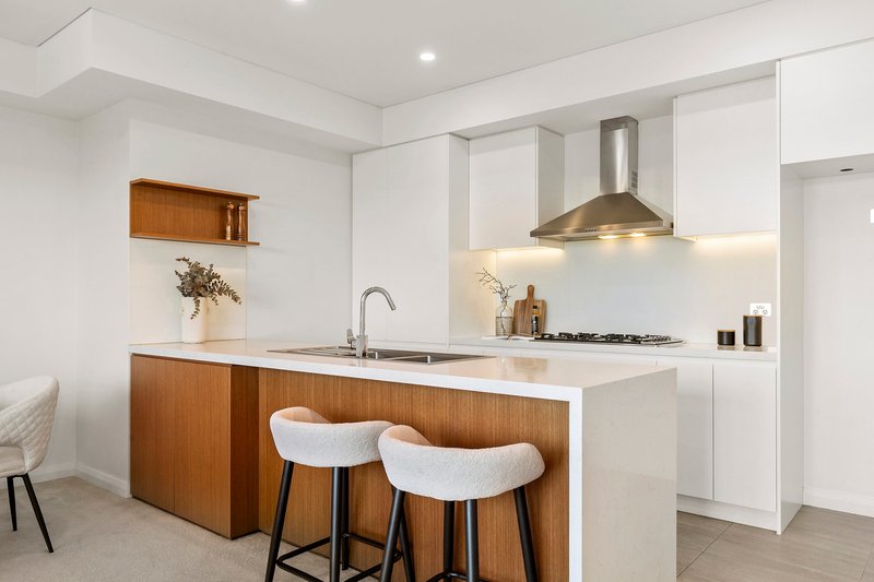 Photo - 216/68 Lumsden Avenue, North Kellyville NSW 2155 - Image 2