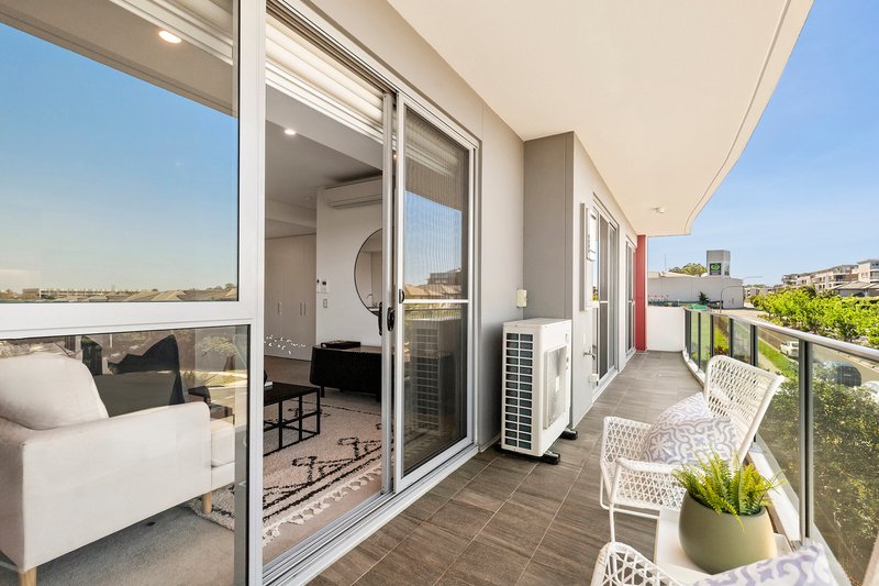 Photo - 216/68 Lumsden Avenue, North Kellyville NSW 2155 - Image 6
