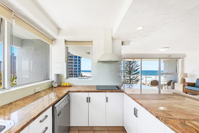 Photo - 21/67-71 Broadbeach Boulevard, Broadbeach QLD 4218 - Image 7