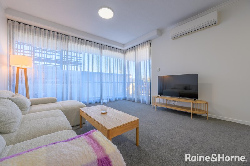 Photo - 216/75 Central Lane, Gladstone Central QLD 4680 - Image 3