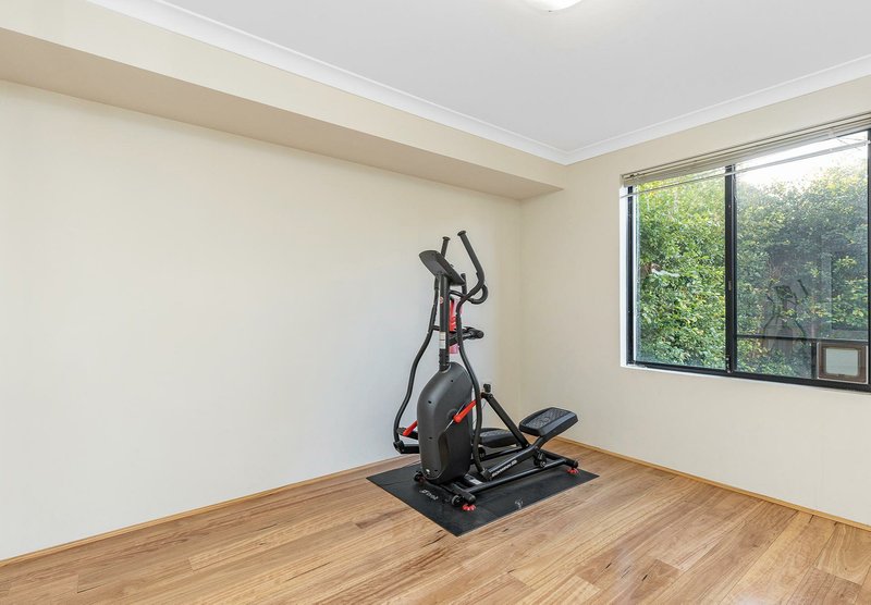 Photo - 2/168 Lakeside Drive, Joondalup WA 6027 - Image 12