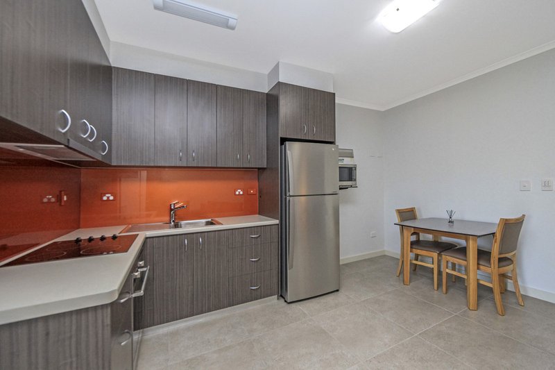 Photo - 216/81 Cavenagh Street, Darwin City NT 0800 - Image 4