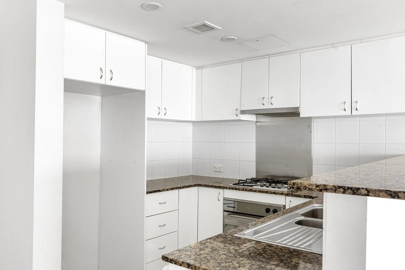 Photo - 216/9-15 Central Avenue, Manly NSW 2095 - Image 2