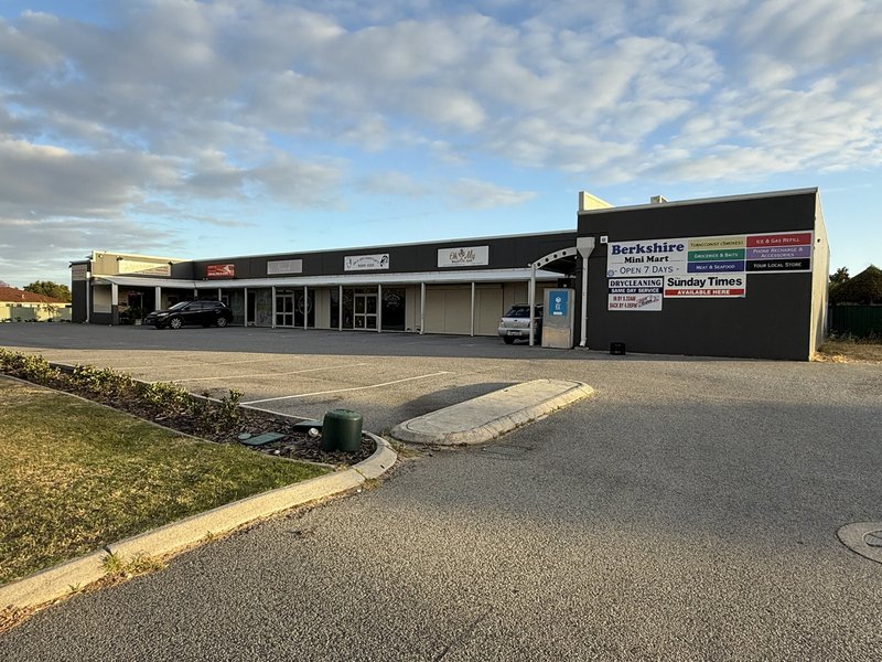 Photo - 2/169 Berkshire Road, Forrestfield WA 6058 - Image 3