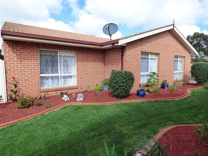 2/169 Natimuk Road, Horsham VIC 3400