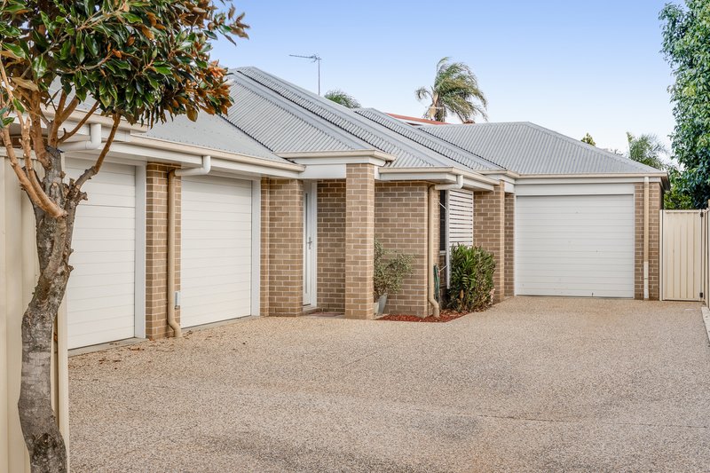 Photo - 2/16a Glenvale Road, Harristown QLD 4350 - Image 9