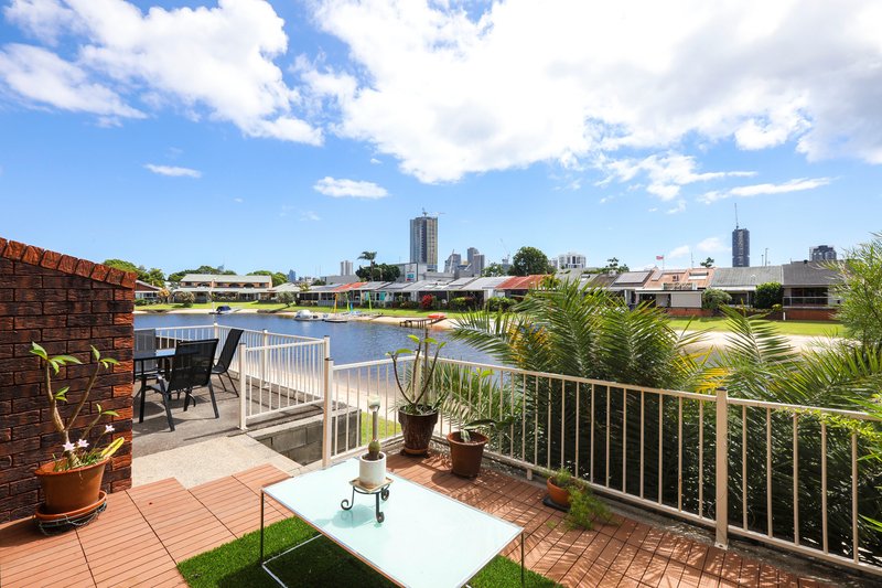 2/17-19 Aquila Court, Mermaid Waters QLD 4218