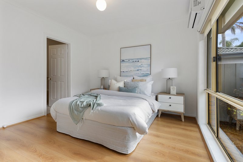 Photo - 2/17-19 Hilda Street, Cheltenham VIC 3192 - Image 8